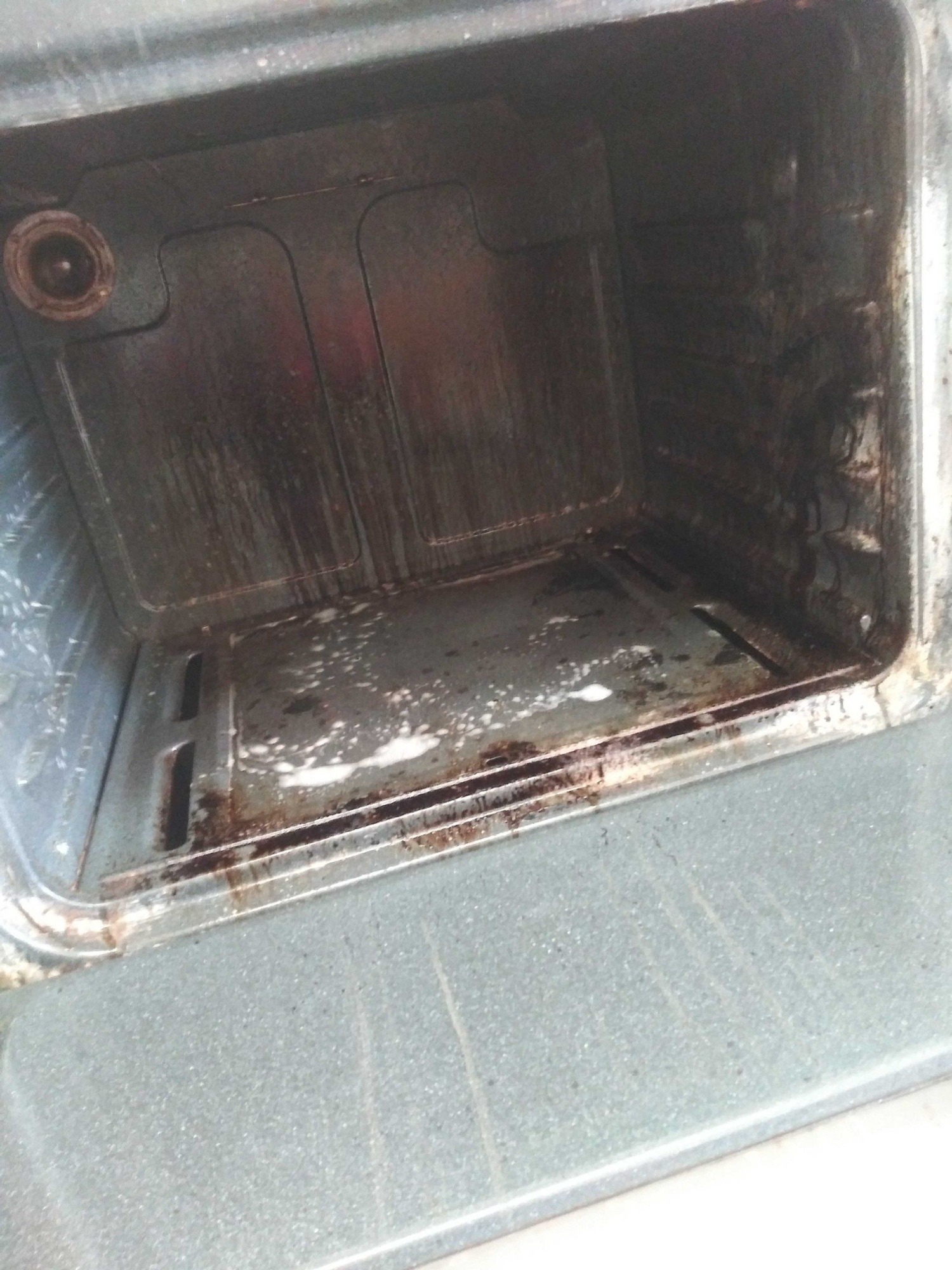 Before oven cleaning service in Whitby